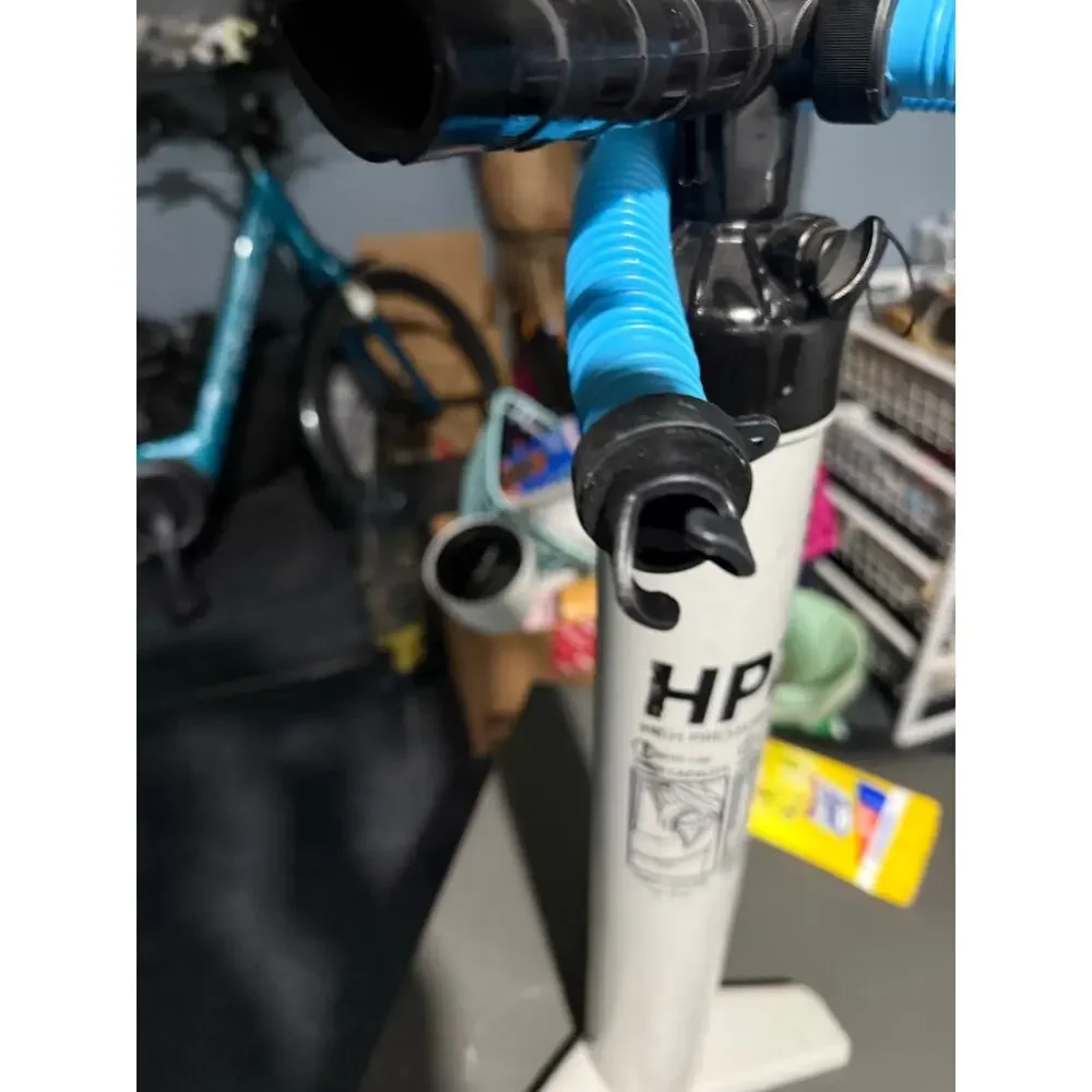 Manual SUP pump - Picture 3 of 4